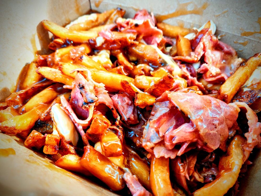 Le « Smoked Meat de Montréal » Restaurant Alpina